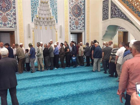 Zonguldak'ta Hacı Adayları Kutsal Topraklara Dualarla Uğurlandı