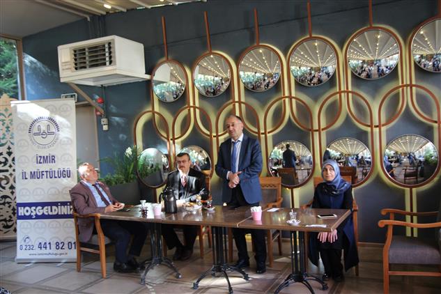 İzmir'de Hafızlık öğrencileriyle Motivasyon Toplantısı