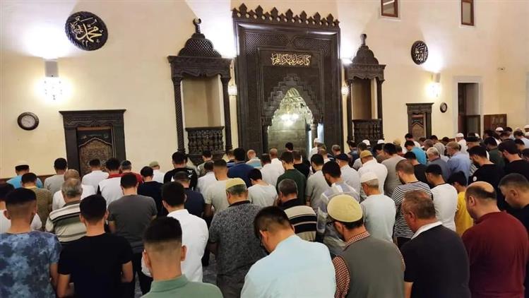 Gaziantep'de Hatimle Sabah Namazı Başladı