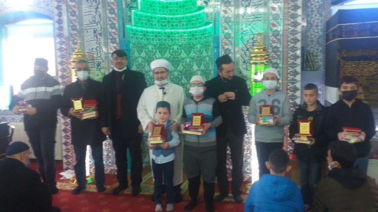 Afyonkarahisar'da “haydi çocuklar Camiye” Projesi Kapanış Programları Yapıldı.