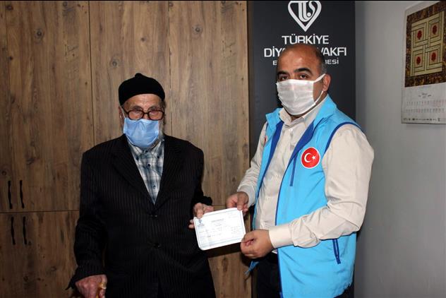 Erzincan'da Hayırsever Vatandaşımızdan Pir-i Sami Kur'an Kursumuz Için Bağış