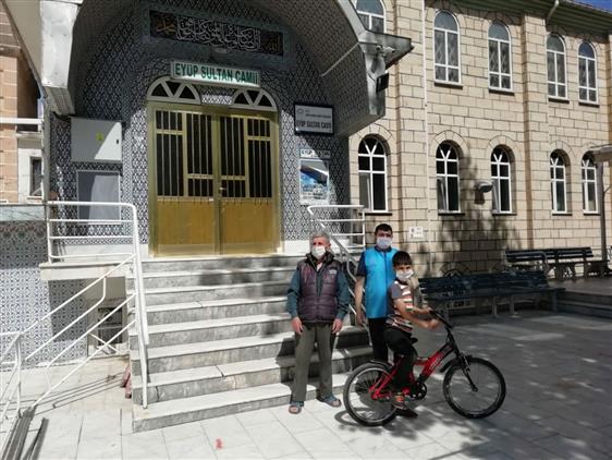 Kütahya'da ırak’lı Yunus Bisikletine Kavuştu