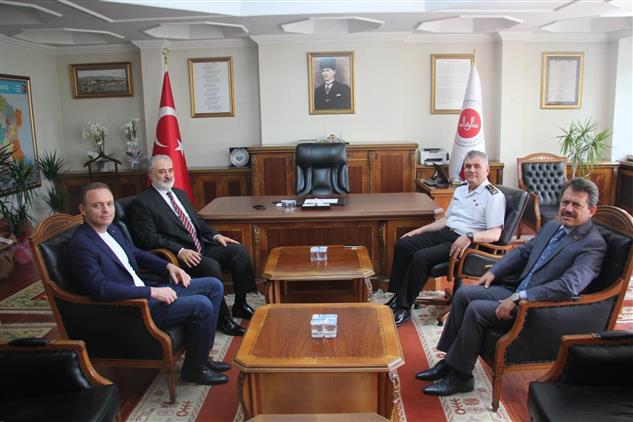 Jandarma Genel Komutan Yardımcısı Orgeneral Ali çardakçı Ve Eskişehir Cumhuriyet Başsavcısı Ali Yeldan, Ankara Müftümüz Dr. Hasan çınar’a Hayırlı Olsun Ziyaretinde Bulundular.