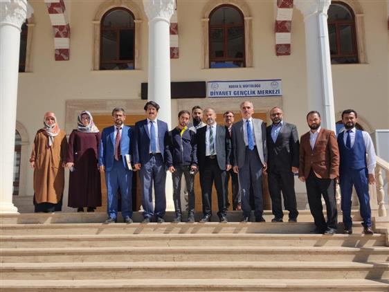 Konya'da Kampüs Içerisinde örnek Bir Gençlik Merkezi