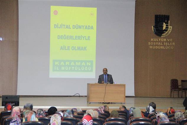 Karaman Il Müftülüğünce Aile Haftası Münasebetiyle "dijital Dünyada Değerleriyle Aile Olmak" Konulu Konferans Düzenlendi.