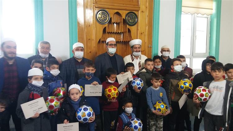 Karaman Il Müftülüğünden Dört Kuşağı Bir Araya Getiren Anlamlı Buluşma....