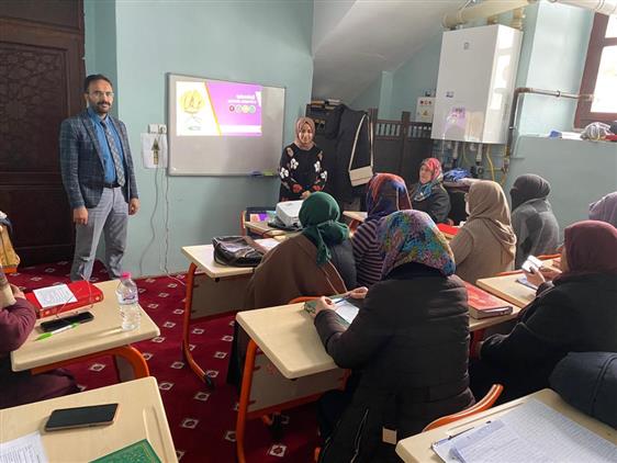 Kars'ta öğrenciler Bağımlılık Hakkında Bilgilendirildi