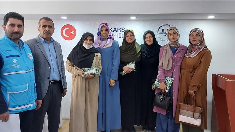 Kars’ta Kur'an Kursu öğrencileri Bilgide Yarıştı