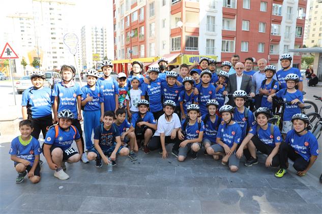 “kayseri Gençliği Tarihe Pedallıyor”