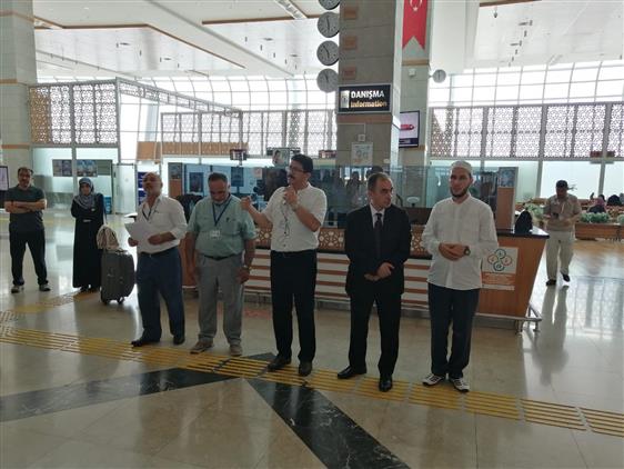 Konya'dan Hac Ibadeti Için Ikinci Kafile Dualarla Yola çıktı