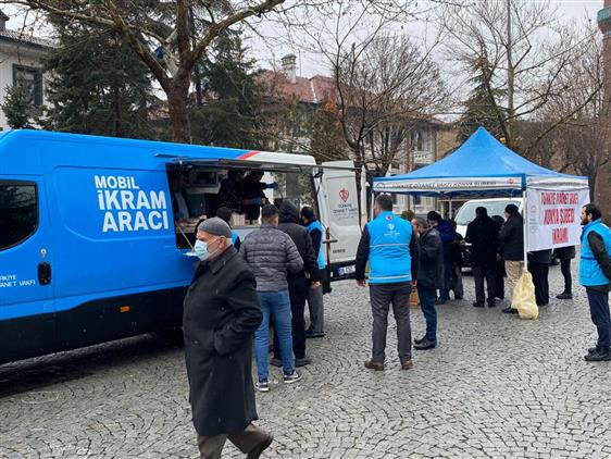 Konya’da “içimizi ısıtan Iyilik” çorba Ikramı