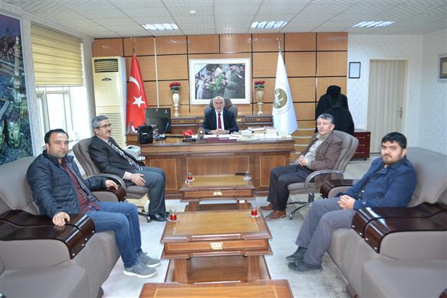 Kırşehir Ilim Yayma Cemiyeti Eğitim Komisyonundan Il Müftülüğümüze Ziyaret
