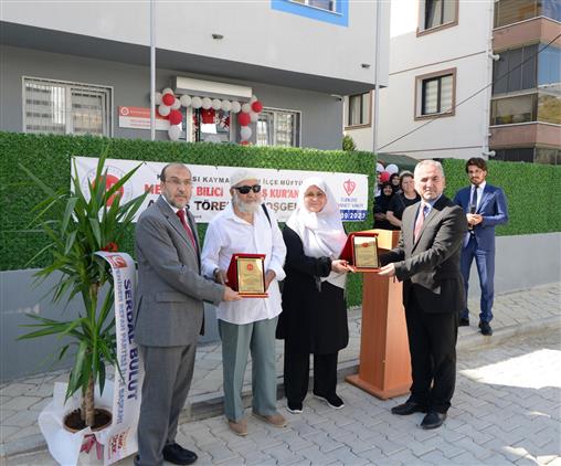 Aydin'da Kuşadası Müftülüğü Melahat Bilici 4-6 Yaş Kur'an Kursu Dualarla Açıldı.