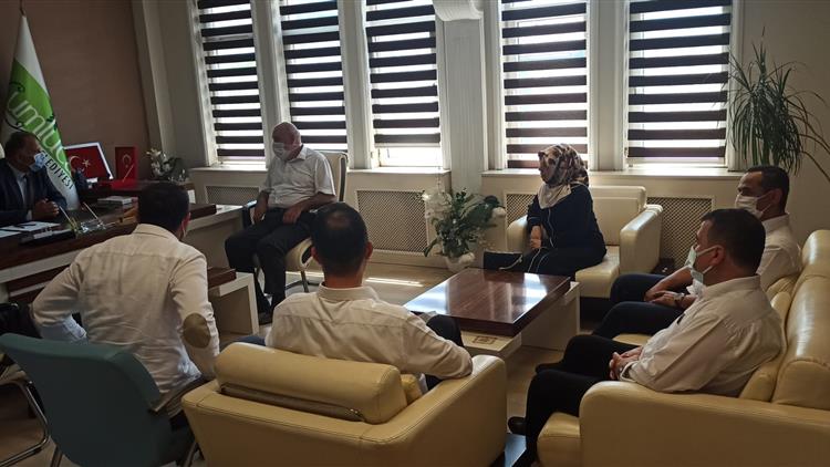 Bartın'da Kumluca Belediye Başkanı Ismail Can Makamında Ziyaret Edildi