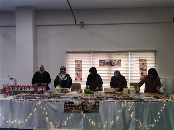 Sivas'ta Kur’an Kursu öğreticilerinden Kyk Gençliğine Iftar Sofrası