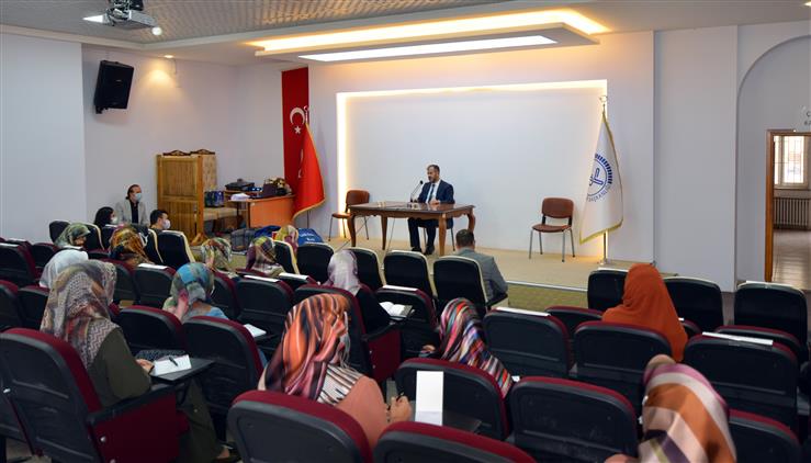 Konya'da Kur’an Kursu öğreticilerine Yönelik Ilk Yardım Eğitimleri Başladı