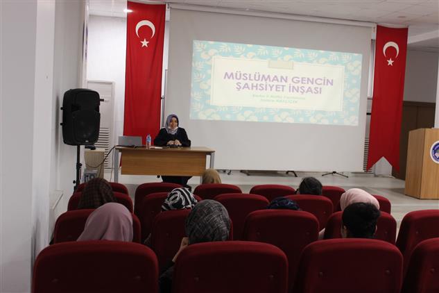 Bartın'da Kyk çeşm-i Cihan Ve Hacı Ibrahim Paşa Kız Yurtlarında Hasbihal Programları Yapıldı