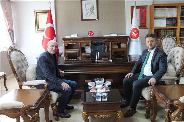 Osmaniye'de Il Emniyet Müdürü Ahmet Selçuk Okumuş, Il Müftüsü Ali çakmak'ı Ziyaret Etti