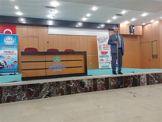 Malatya'da Il Müftülüğü, çalışanlarına Yönelik; "hayat Dokununca Güzel" Konferansı Düzenledi