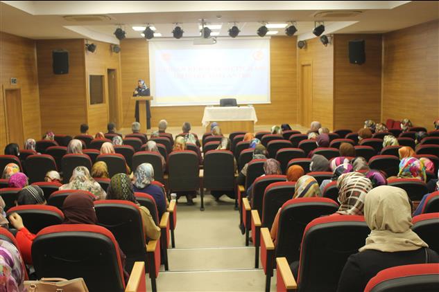 Hatay'da Il Müftülüğümüzde Kur’an Kursu öğreticilerine Yönelik Toplantı Düzenlendi