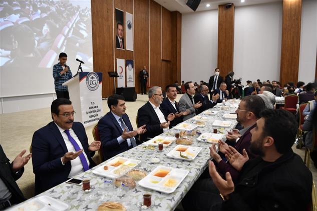 Ankara'da Il Müftülüğümüzden Gençlik Iftarı