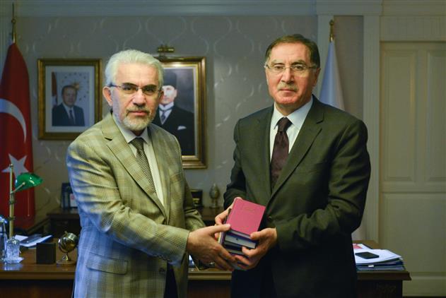 Ankara'da Il Müftümüz Dr. Yusuf Doğan Ombudsman şeref Malkoç’u Makamında Ziyaret Etti