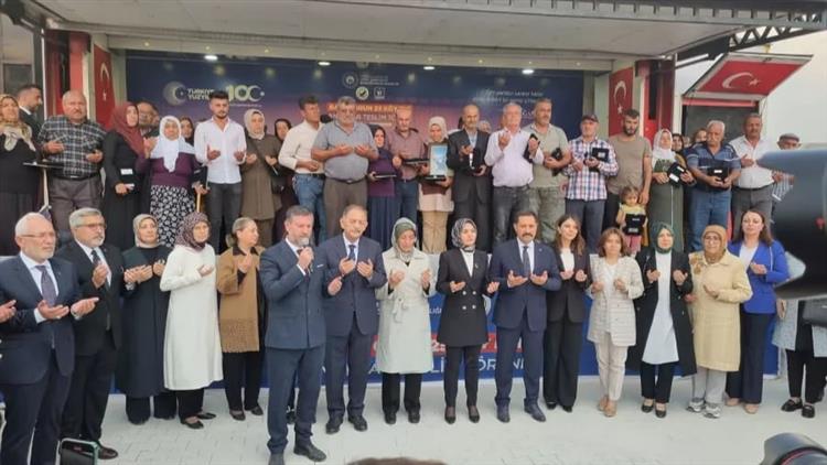 Hatay'da Il Müftümüz Mevlüt Topçu, Altınözü Babatorun Mahallesi 25 Köy Evi Anahtar Teslim Törenine Katıldı