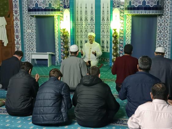 Hatay'da Il Müftüsü Altınözü Ilçesinde Halkla Buluştu