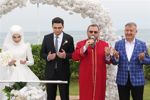 Mersin'de Il Müftüsü Dr. Kondi Tuncer Ve Yalvaç Ailelerinin Nikâh Törenine Katıldı