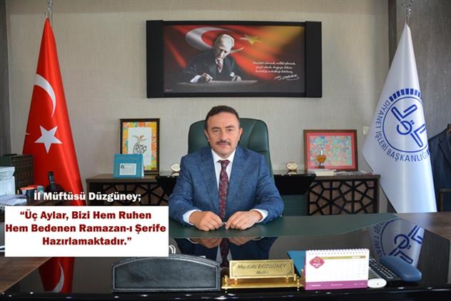 Sinop'ta Il Müftüsü Düzgüney “üç Aylar, Bizi Hem Ruhen Hem Bedenen Ramazan’a Hazırlamaktadır.” Dedi.