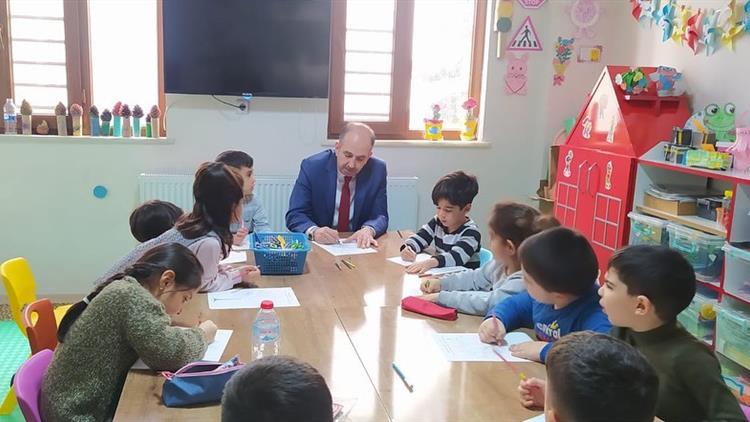 Manisa'da Il Müftüsü Güller Akpınar Kur'an Kursuna Ziyarette Bulundu