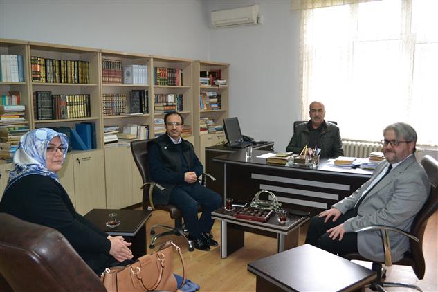 Manisa'da Il Müftüsü Mustafa Soykök Ilahıyat Fakültesi Dekanı Prof. Dr. Abdülgaffar Aslanı Ziyaret Etti