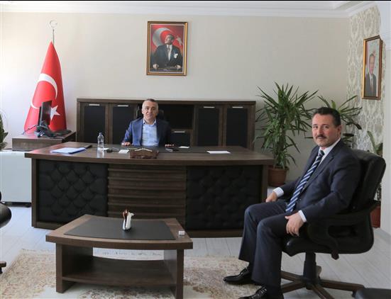 Şırnak'de Il Müftüsü Sayın Ahmet Dilek, Vali Sayın Osman Bilgin’i Ziyaret Etti.