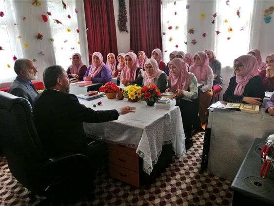 Nevşehir'de Il Müftüsü öztürk özyayla Köyü Kur’an Kursu’nu Ziyaret Etti