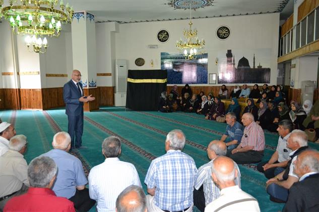 Kırsehir'de Ilimizden Hacca Gidecek Hacı Adaylarına Yönelik Eğitim Seminerleri Başladı