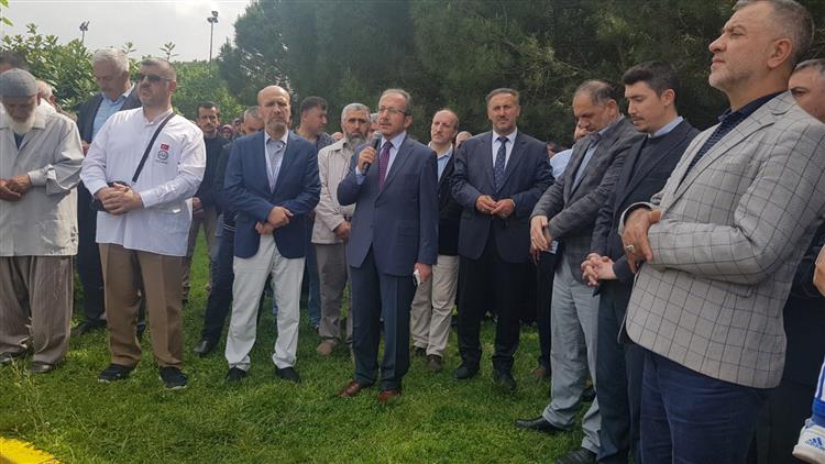 Kocaeli'de Ilimizin Ilk Hac Kafilesi Dualarla Yola çıktı