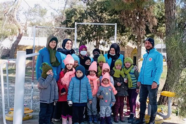 Zonguldak'ta Ilmek Ilmek örülen Iyilikle Yürekler ısınacak