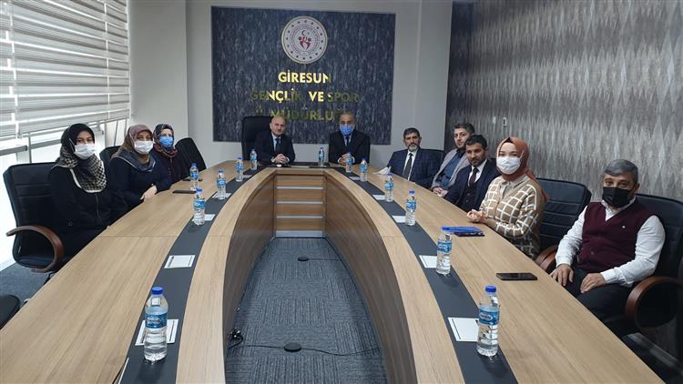 Giresun'da Maneviyatı Güçlü Toplumun Varlığı Maneviyatı Güçlü Neslin Inşasından Geçer