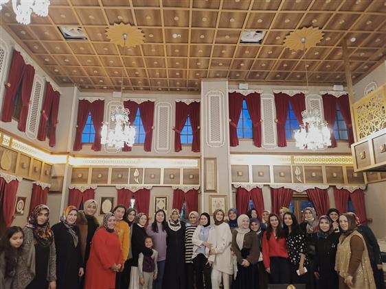 Manisa Il Müftülüğü Gençlik Koordinatörlüğü Ve Tdv Kadın Kolları Iş Birliğiyle Moral Motivasyon Etkinliği Düzenlendi