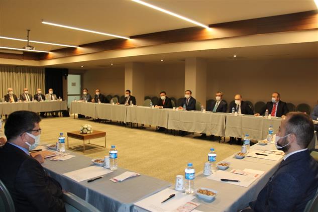 Ankara'da Mart Ayı Ilçe Müftüleri Toplantısı Yenimahalle'de Yapıldı