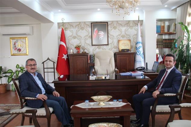 Muğla'da Müdür çay, Müftü çapçı'yı Makamında Ziyaret Etti.