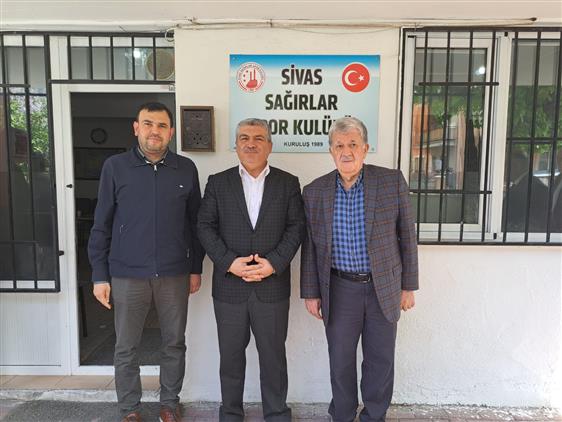 Sivas'ta Müftü Altunkaya, Sağırlar Spor Kulübünü Ziyaret Etti