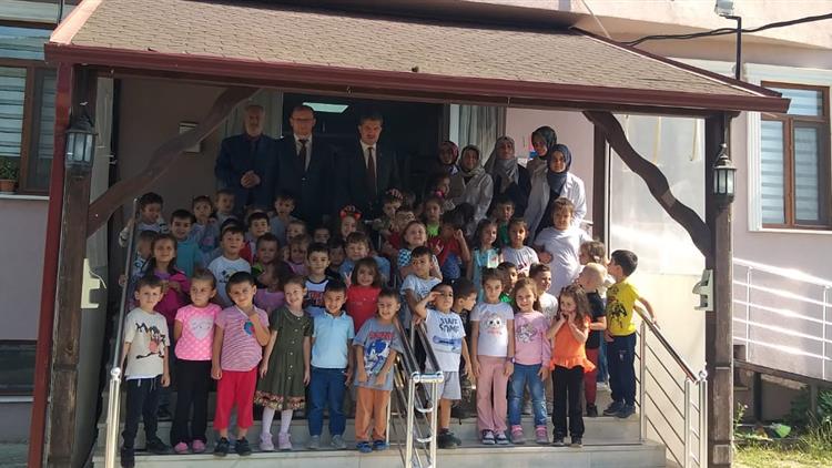 Duzce'de Müftü Aydın çilimli 4-6 Yaş Kur’an Kursu’ Nu Ziyaret Etti.