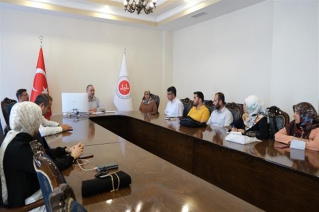 Adana'da Müftü Taşcı, Manevi Danışmanlarla Istişare Toplantısında Buluştu