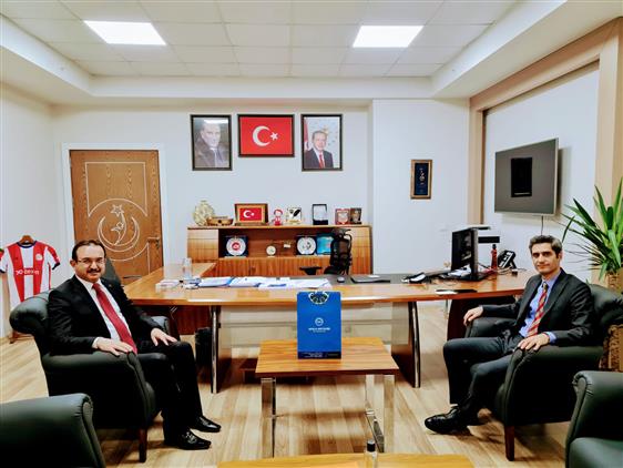 Antalya'da Müftü Yalçınkaya’dan Il Sağlık Müdürüne Ziyaret