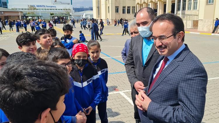 Antalya'da Müftü Yalçınkaya’dan, Imam Hatip öğrencilerine Ziyaret.