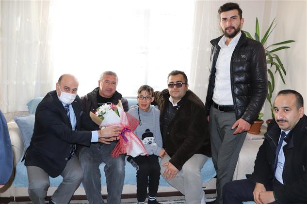 Sivas'ta Müftülük Personelinden Anlamlı Ziyaret