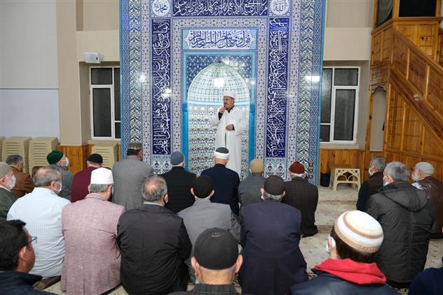 Erzincan'da Müftülüğümüz Enderun Usûlü Teravih Namazı Programları Düzenliyor