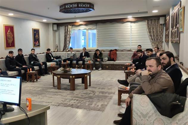 İstanbul'da Miraç Kandili’nde Gençler Bir Araya Geldi