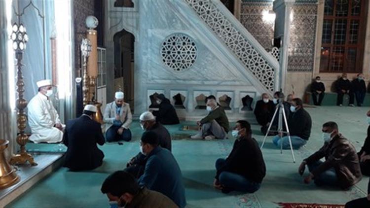 Kilis'de Miraç Kandili özel Programımız Merkez Hacı Mustafa Cümbüş Camiinde Icra Edildi.